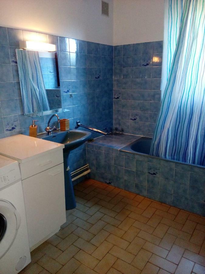 Gite Les Chaumeix Prondines Екстериор снимка